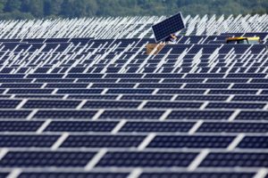 Solarstromanlage auf Freifläche